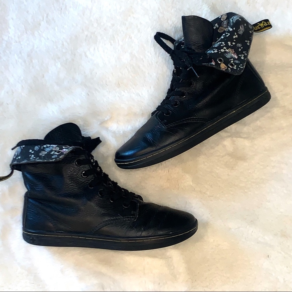 Dr. Martens Stratford Boots - Size 8
